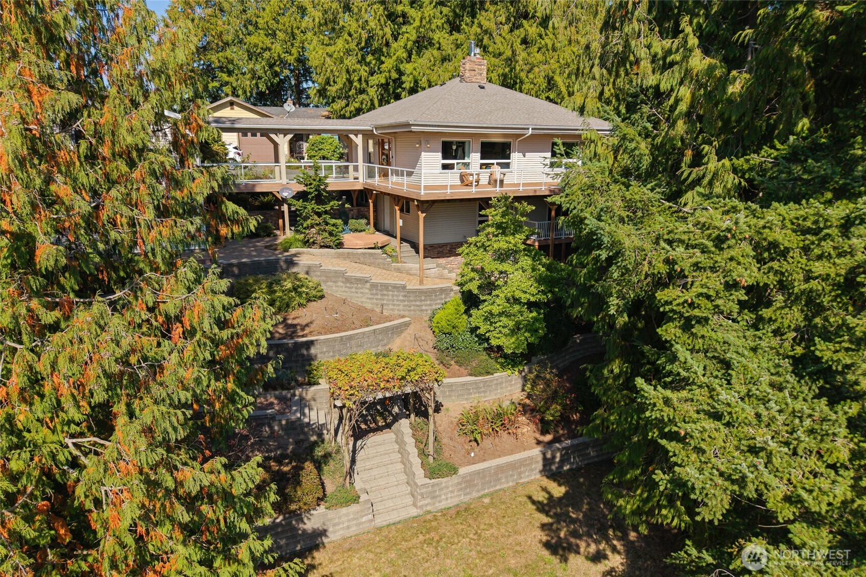 555 East Hemmi Road Lynden, WA 98264 - Photo 2 of 40 Gallery Image 2
