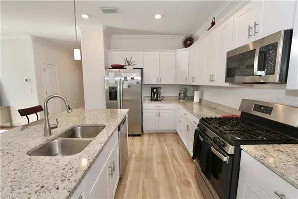 $2,600 | 17876 Woodland Court, Punta Gorda, FL 33982