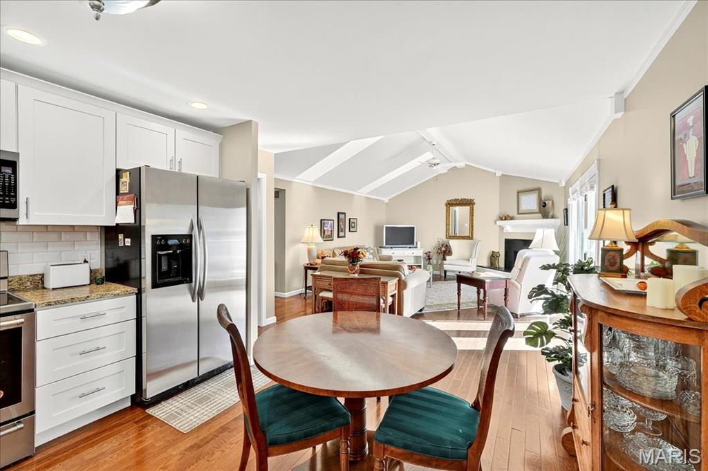 15812 Newton Ridge Drive Chesterfield, MO 63017 - Photo 11 of 35