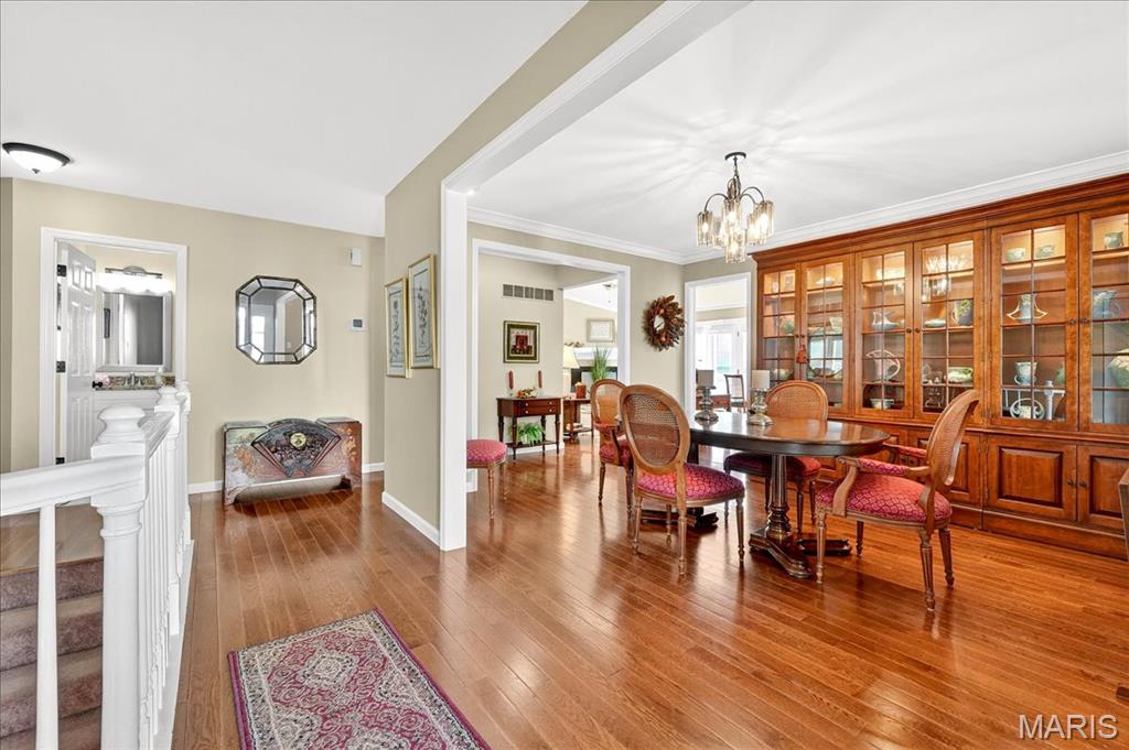 15812 Newton Ridge Drive Chesterfield, MO 63017 - Photo 4 of 35