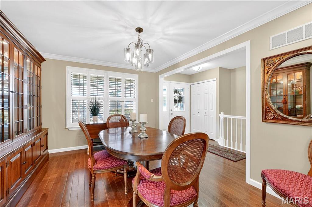 15812 Newton Ridge Drive Chesterfield, MO 63017 - Photo 5 of 35