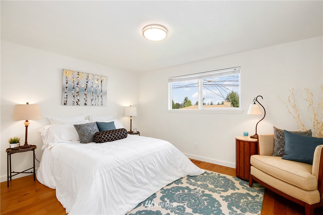 2517 Northeast 18th Street Renton, WA 98056 - Photo 20 of 25