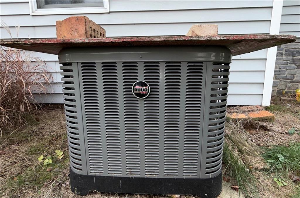 724 Butler Road Kittanning, PA 16201 - Photo 25 of 38 Central Air