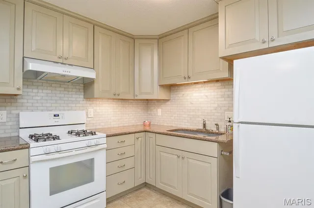 $100,000 | 702 West Washington Street, O'Fallon, IL 62269