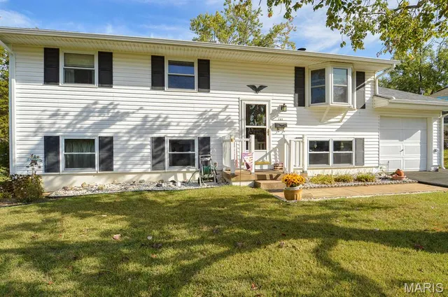 $100,000 | 702 West Washington Street, O'Fallon, IL 62269