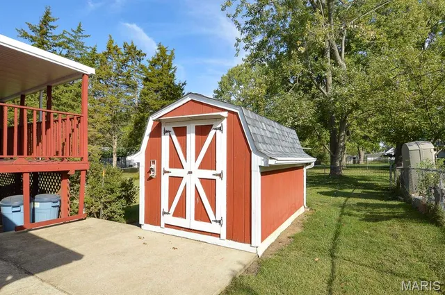 $100,000 | 702 West Washington Street, O'Fallon, IL 62269