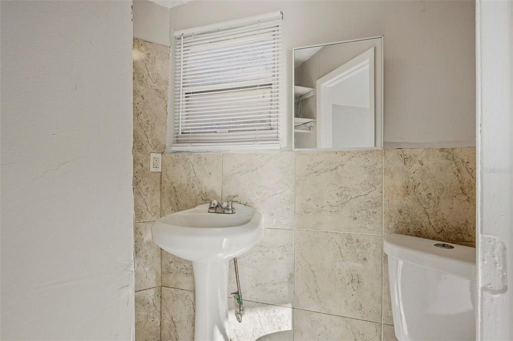 509 Aspen Road West Palm Beach, FL 33409 - Photo 29 of 34