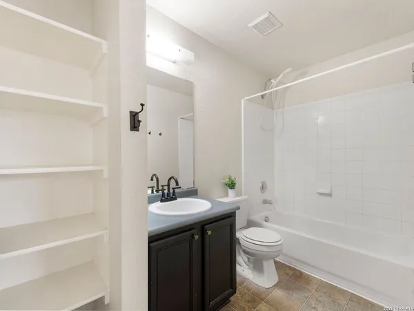 $1,400 | 10034 Southern Sun, San Antonio, TX 78245