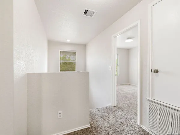 $1,400 | 10034 Southern Sun, San Antonio, TX 78245