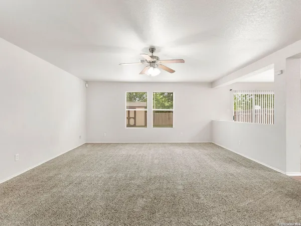 $1,400 | 10034 Southern Sun, San Antonio, TX 78245