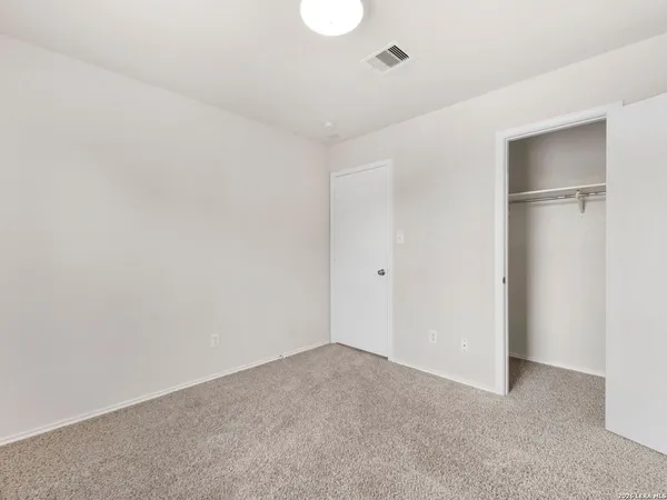 $1,400 | 10034 Southern Sun, San Antonio, TX 78245