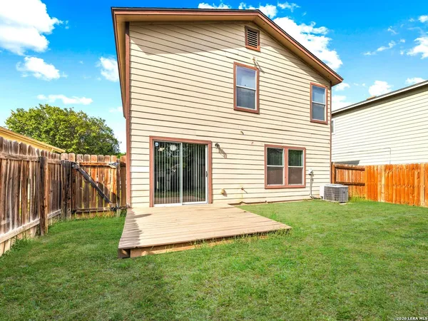 $1,400 | 10034 Southern Sun, San Antonio, TX 78245