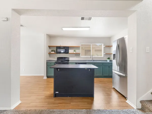 $1,400 | 10034 Southern Sun, San Antonio, TX 78245