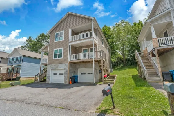 $419,500 | 216 Stratford Lane, Boone, NC 28607