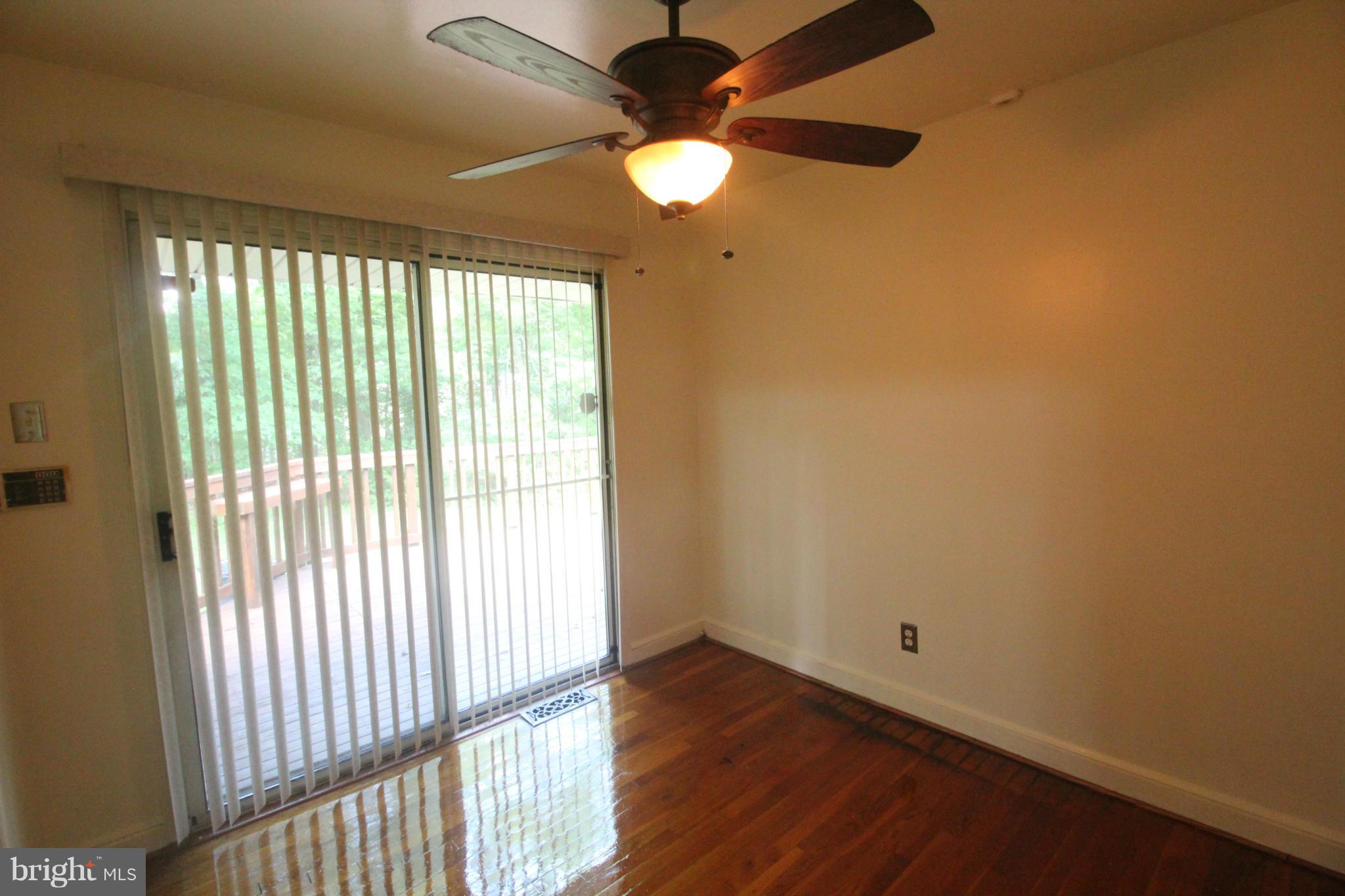 9116 Wallace Road Lanham, MD 20706 - Photo 5 of 29 Dining Room