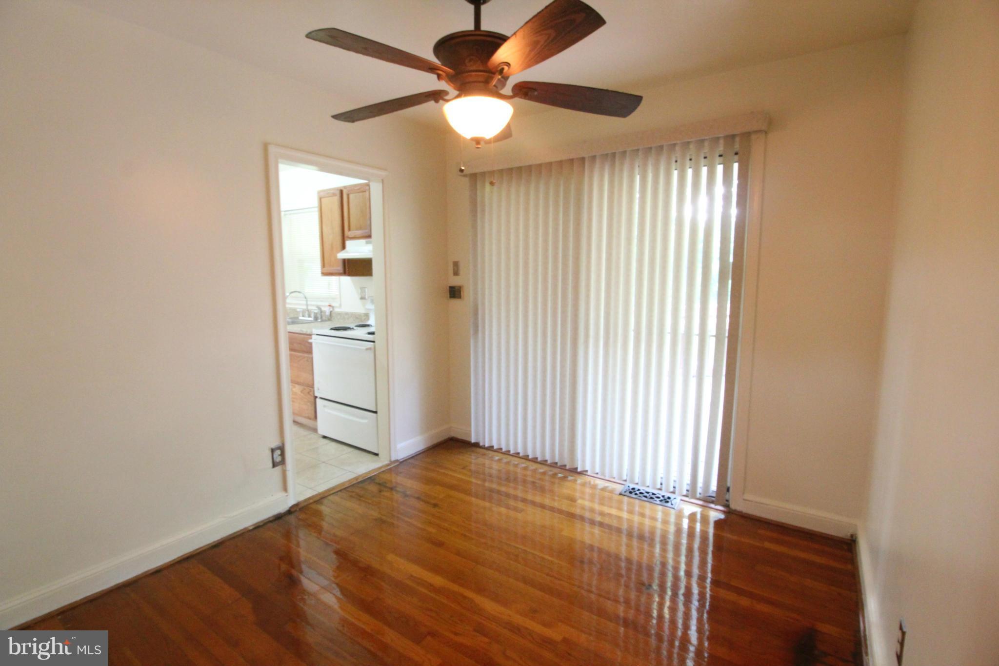 9116 Wallace Road Lanham, MD 20706 - Photo 7 of 29 Dining Room