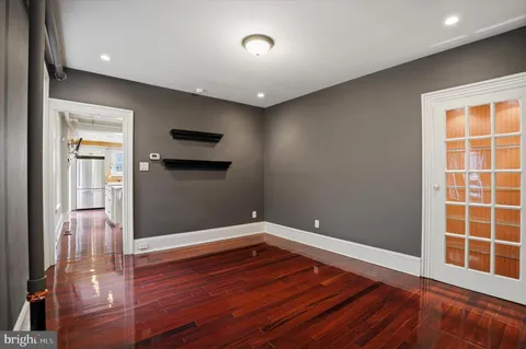 $3,200 | 6113 Ridge Avenue, Unit 1, Philadelphia, PA 19128