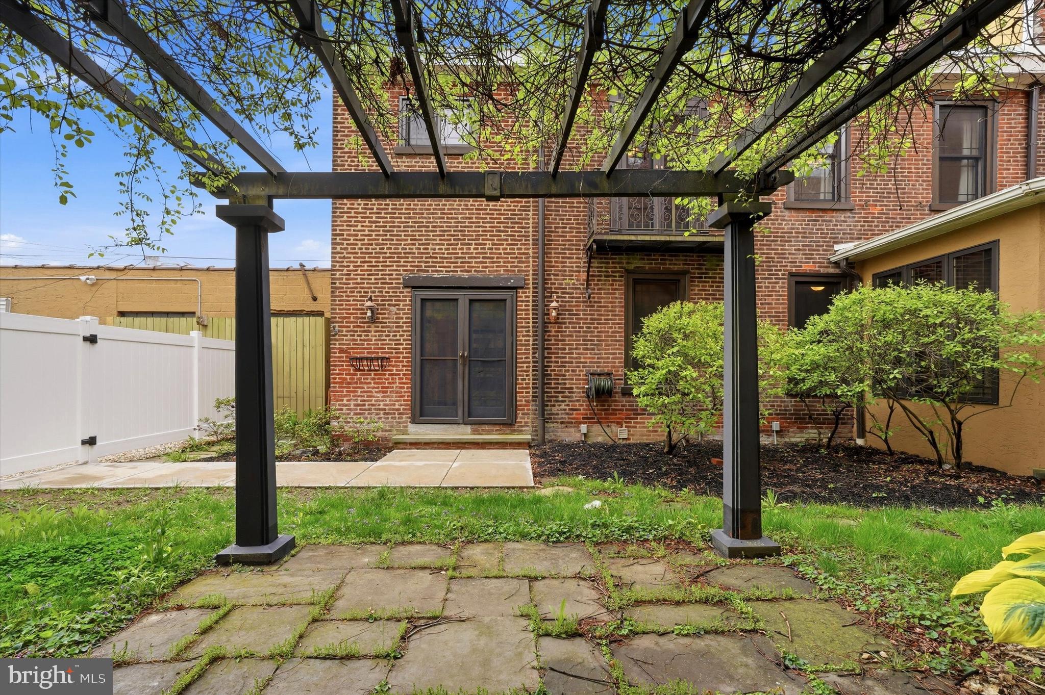 6113 Ridge Avenue, Unit 1 Philadelphia, PA 19128 - Photo 4 of 17 Private patio courtyard