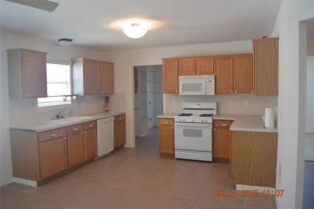 $399,000 | 7801 Coral Way, Rowlett, TX 75088