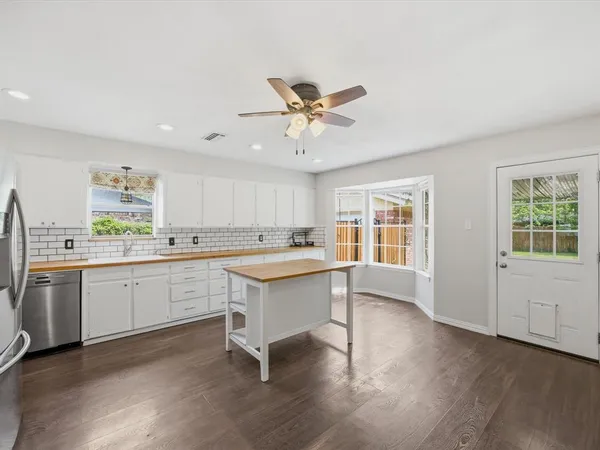 $345,000 | 2732 Foxcroft Circle, Denton, TX 76209