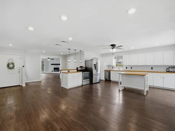 $345,000 | 2732 Foxcroft Circle, Denton, TX 76209