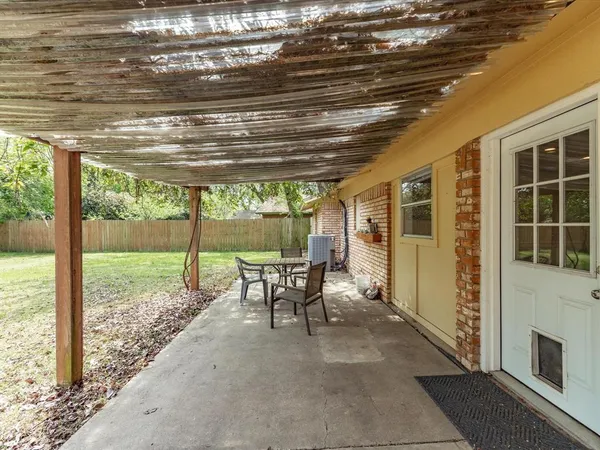 $345,000 | 2732 Foxcroft Circle, Denton, TX 76209