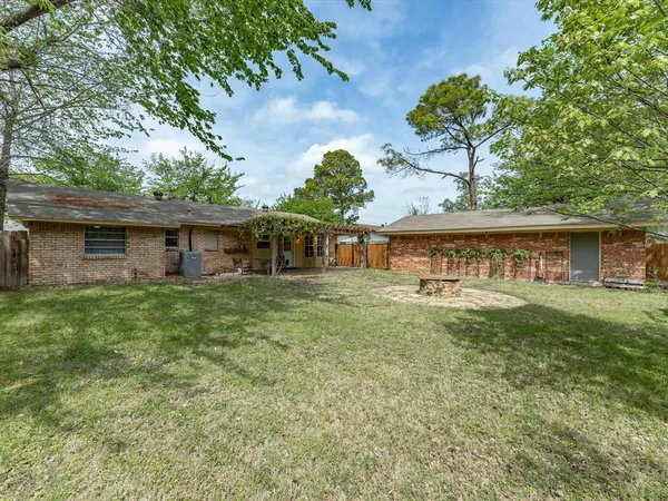 $345,000 | 2732 Foxcroft Circle, Denton, TX 76209