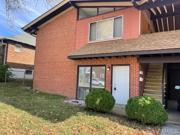 $995 | 3648 Edmundson Road, Unit 1, St. Louis, MO 63114