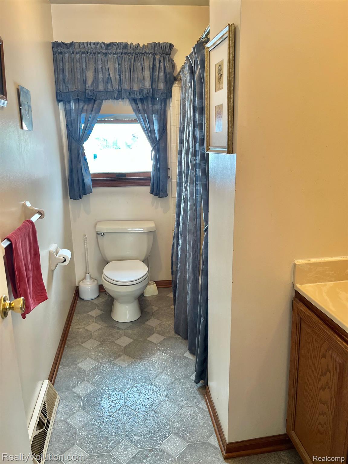 2408 Pero Lake Road Lapeer, MI 48446 - Photo 11 of 23 Gallery Image 11