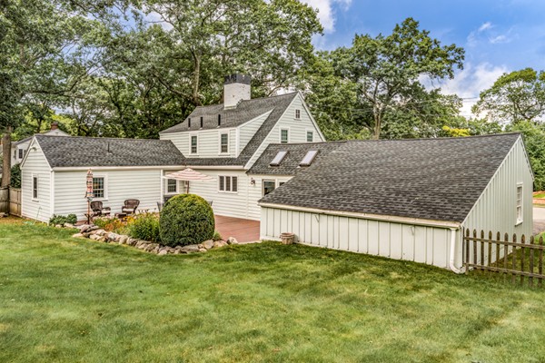 57 Locksley Road Lynnfield, MA 01940 - Photo 30 of 30 Gallery Image 30