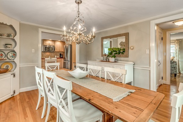 57 Locksley Road Lynnfield, MA 01940 - Photo 10 of 30 Gallery Image 10