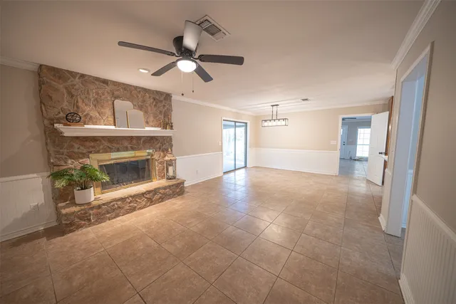 a view of a hallway with closet