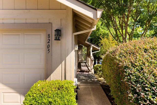 $439,500 | 8205 Lash Larue Lane, Citrus Heights, CA 95610