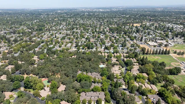 $439,500 | 8205 Lash Larue Lane, Citrus Heights, CA 95610