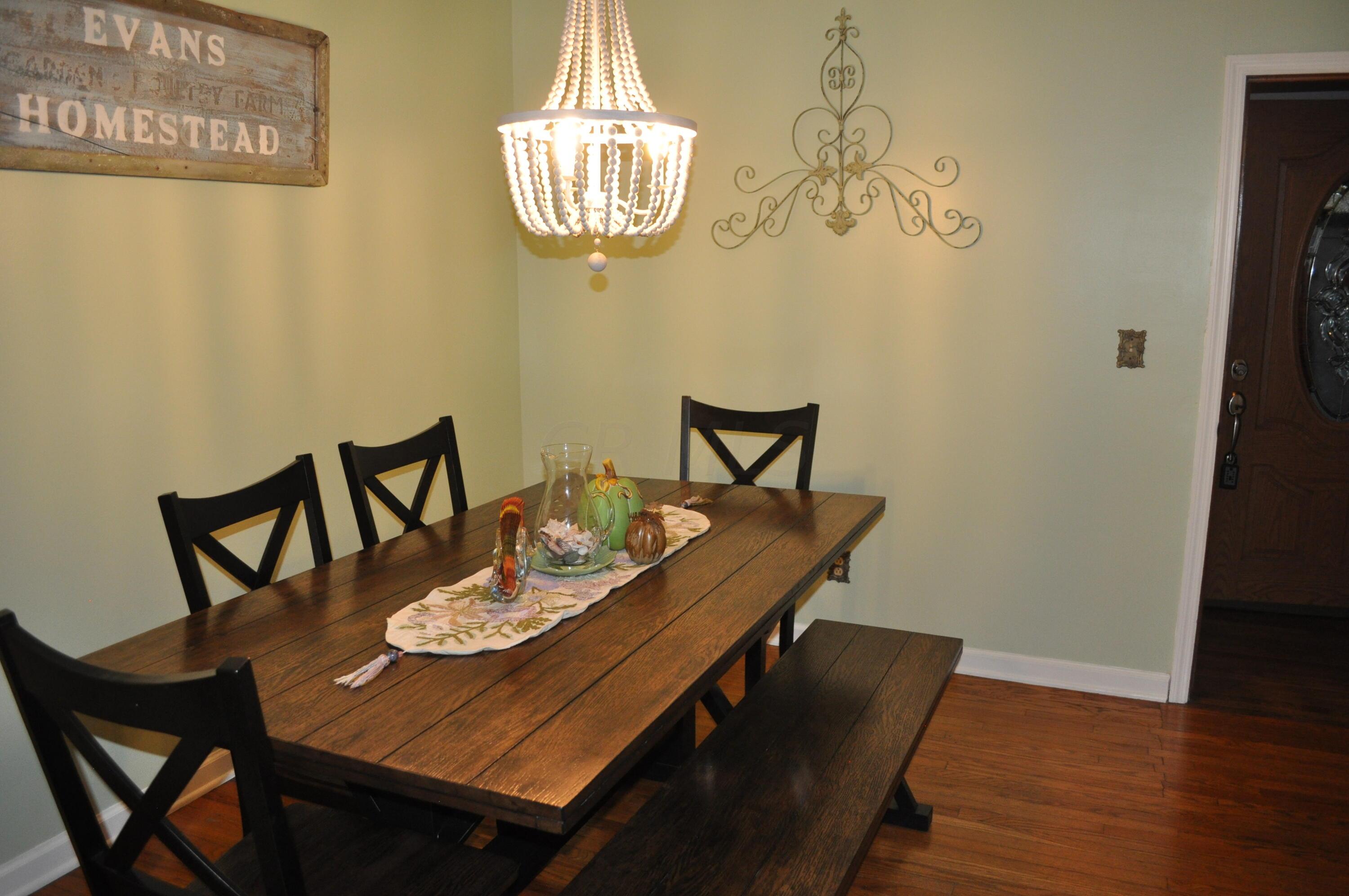 6829 Lambert Road Orient, OH 43146 - Photo 8 of 36 Dining Room