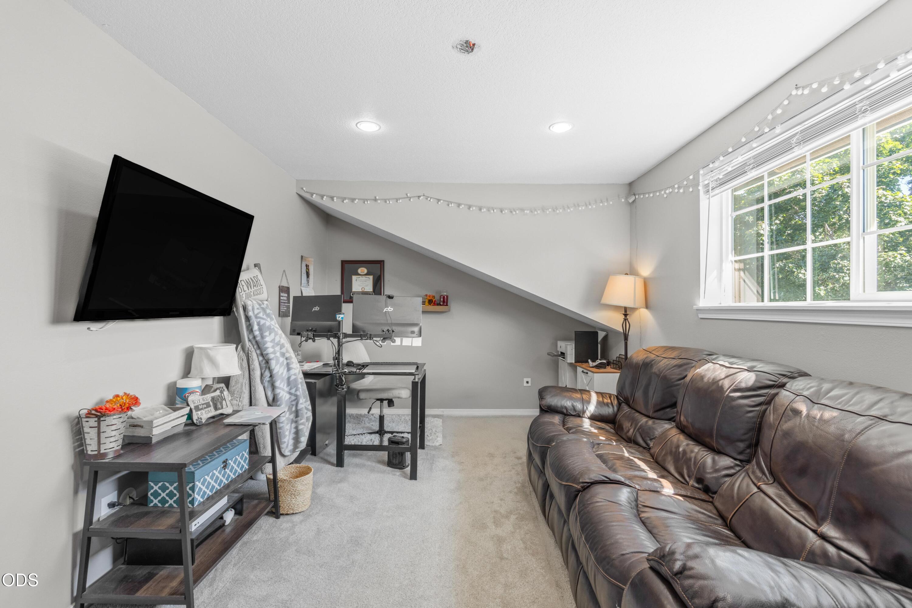 20716 Amber Way Bend, OR 97701 - Photo 22 of 34 Gallery Image 22
