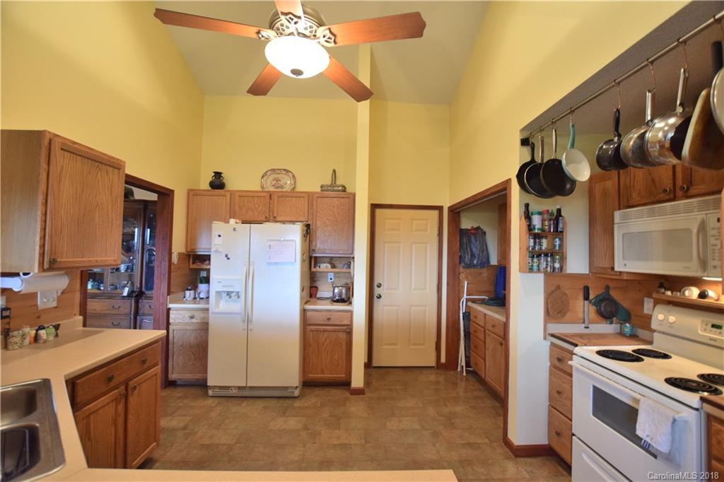 175 Jenkins Valley Road Alexander, NC 28701 - Photo 11 of 36 Gallery Image 11