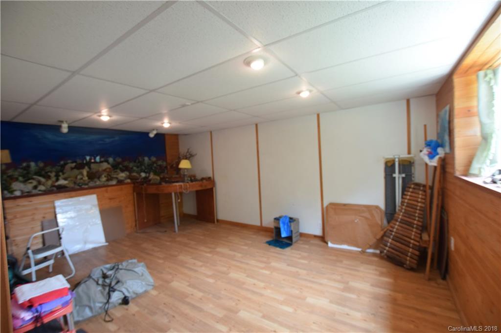 175 Jenkins Valley Road Alexander, NC 28701 - Photo 29 of 36 Gallery Image 29