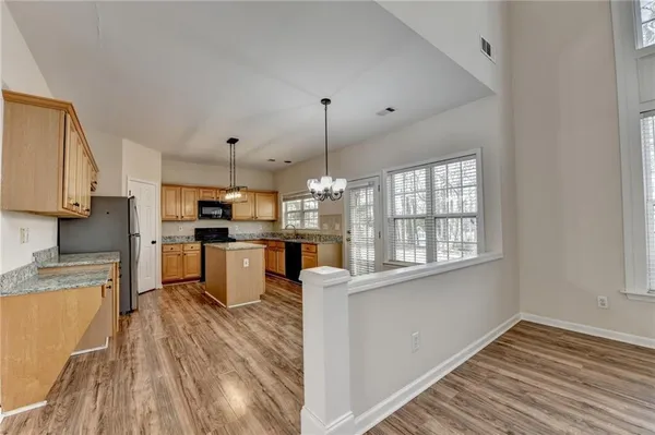 $635,000 | 100 Hawnley Trc Northwest, Suwanee, GA 30024