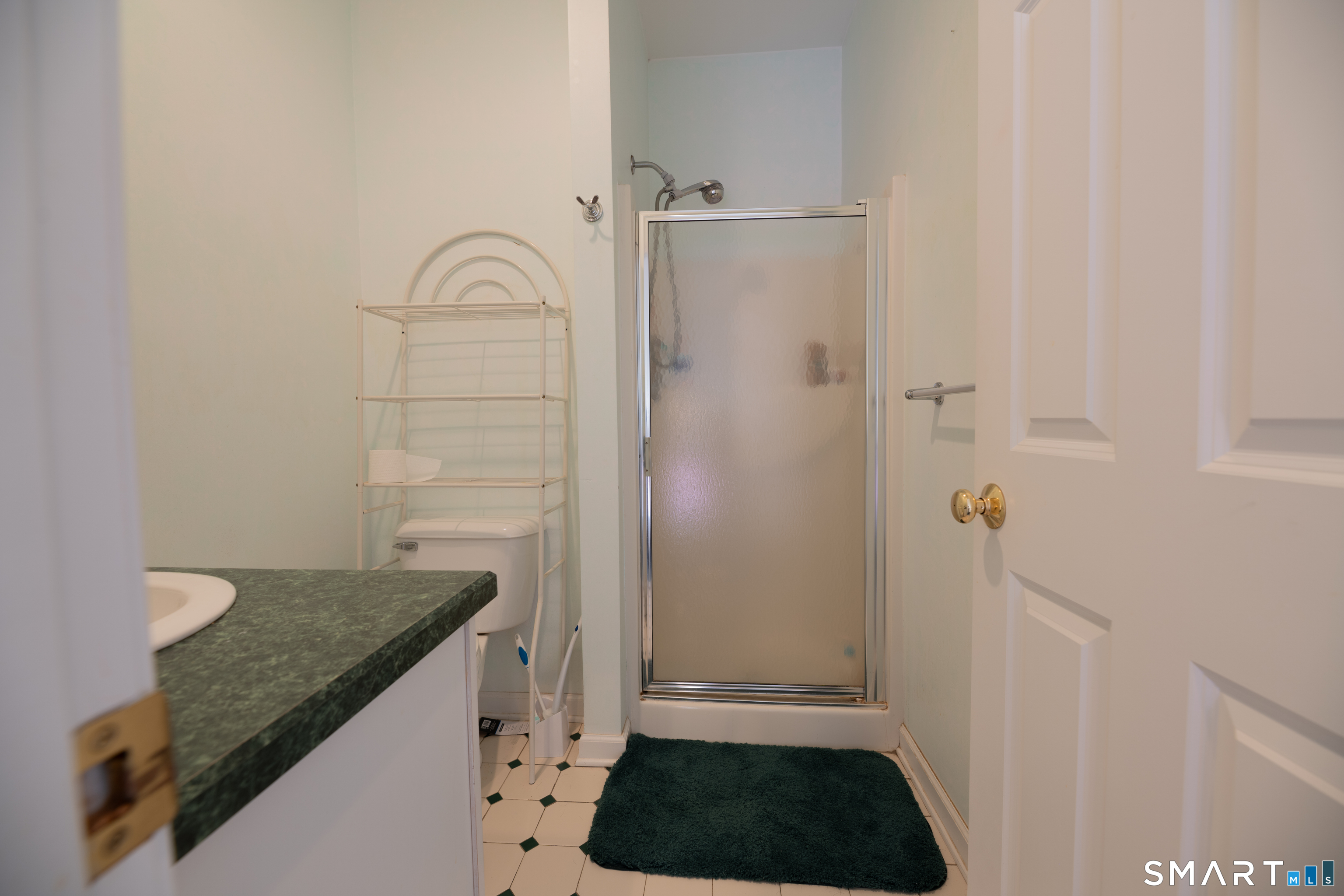 291 Silver Brook Road, Unit 4 Orange, CT 06477 - Photo 13 of 18