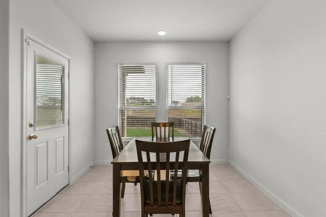 $460,000 | 915 Blue Violet, New Braunfels, TX 78130