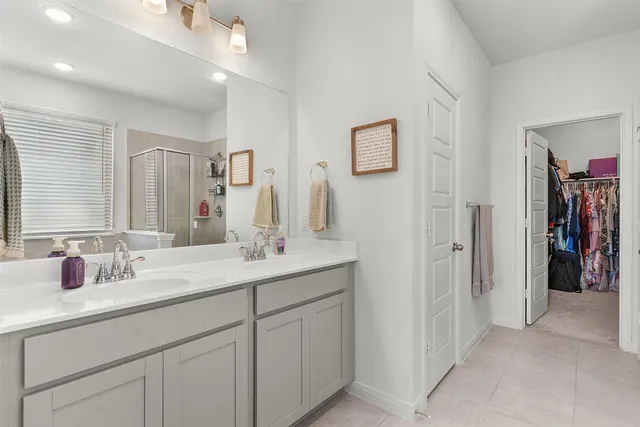 $460,000 | 915 Blue Violet, New Braunfels, TX 78130