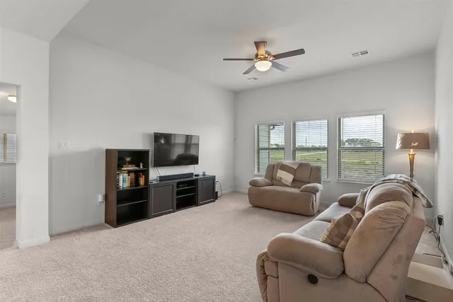 $460,000 | 915 Blue Violet, New Braunfels, TX 78130