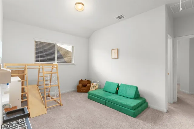 $460,000 | 915 Blue Violet, New Braunfels, TX 78130