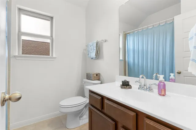 $460,000 | 915 Blue Violet, New Braunfels, TX 78130