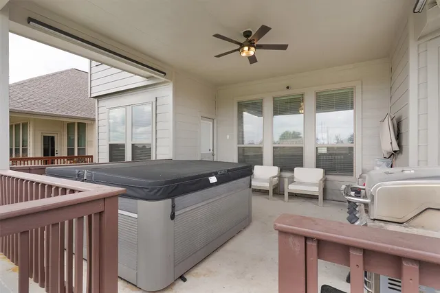 $460,000 | 915 Blue Violet, New Braunfels, TX 78130