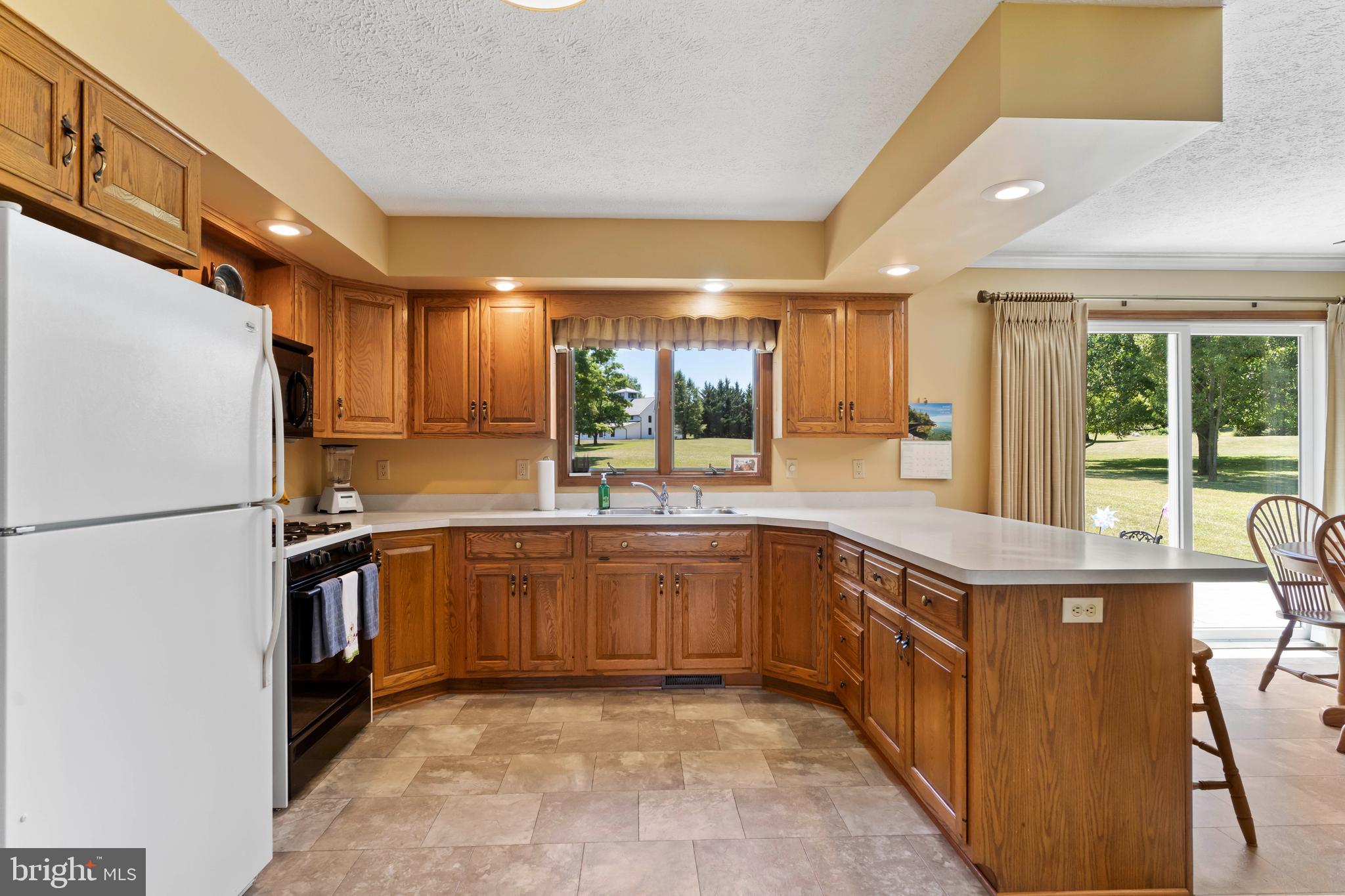 65 Walnut Dale Road Shippensburg, PA 17257 - Photo 7 of 32 Kitchen