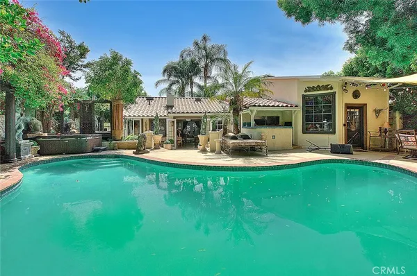 $1,499,000 | 17419 Cohasset Street, Lake Balboa, CA 91406