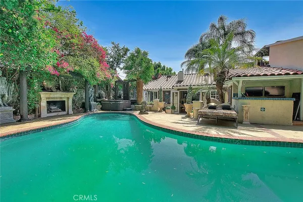 $1,499,000 | 17419 Cohasset Street, Lake Balboa, CA 91406