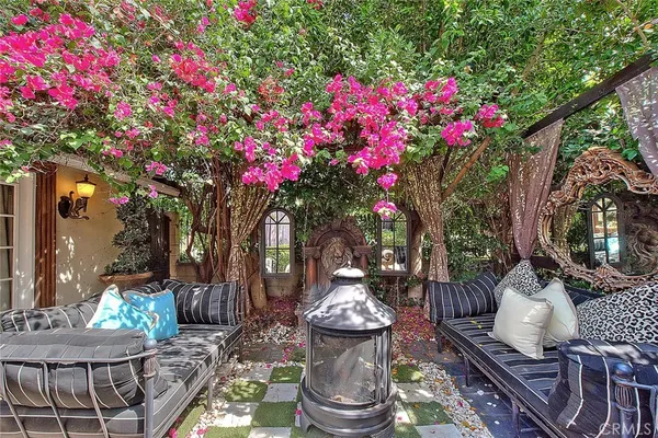 $1,499,000 | 17419 Cohasset Street, Lake Balboa, CA 91406